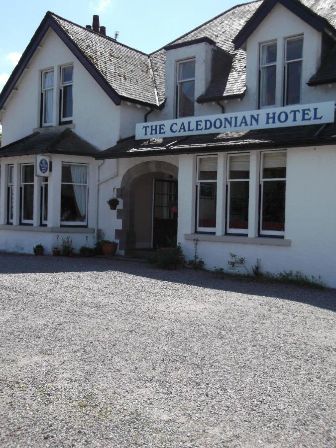 Caledonian Hotel Fort Augustus Esterno foto